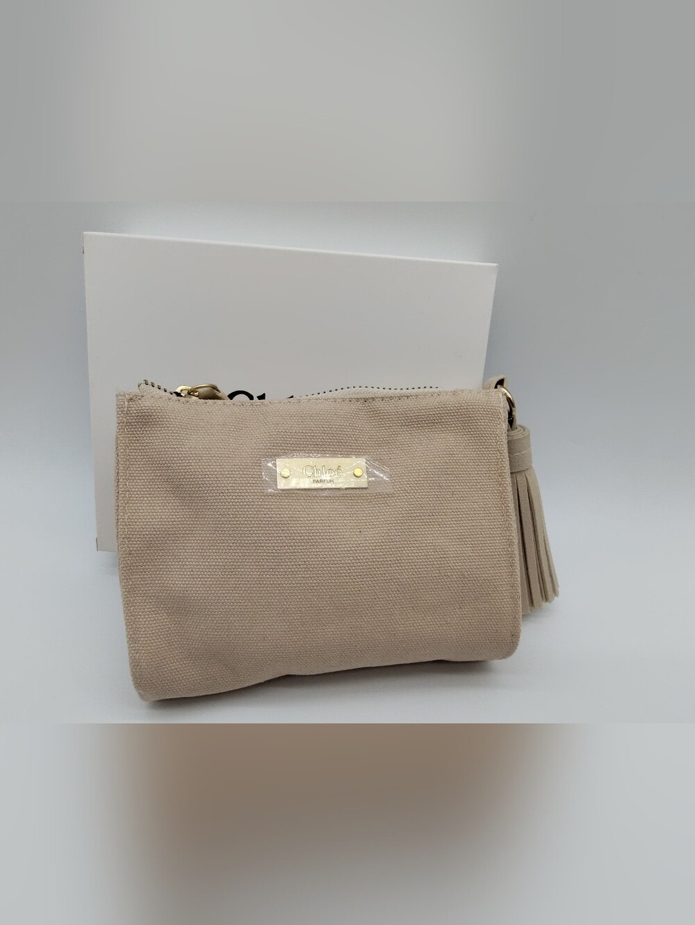 CHLOÉ Parfum Canvas Tassel Cosmetic Pouch Beige Beauty Makeup Bag NIB NWT - Picture 2 of 11